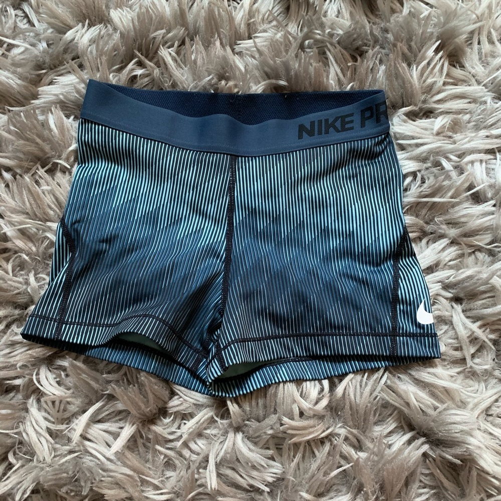 Nike spandex